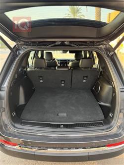 جیپ گراند شیرۆکی